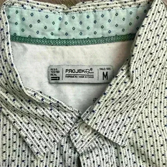 Men’s button up short sleeve shirt - Picture 3 of 7